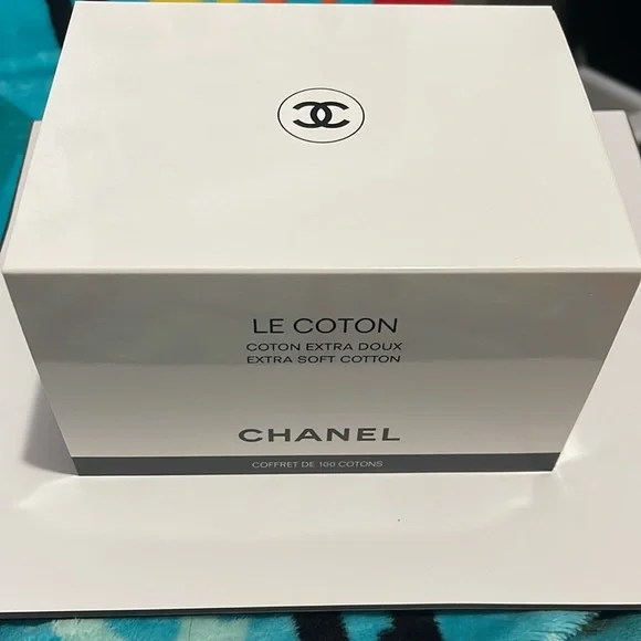 Authentic Chanel bundle - Picture 3 of 17